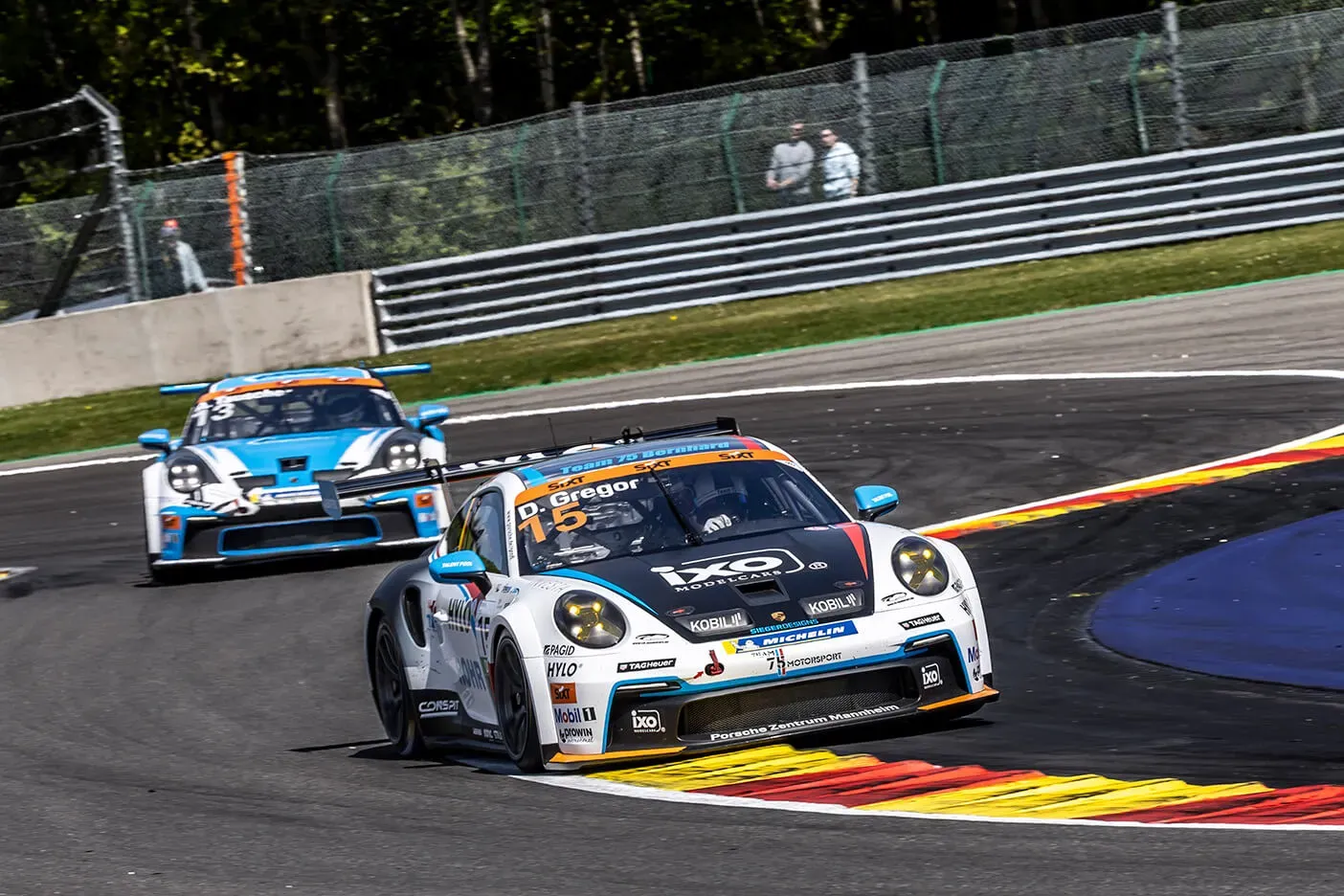 Daniel's Porsche after an overtake on the track